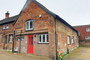 self-contained office suite with parking to let on a new lease in Guildford