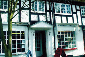 office in the centre of Haslemere to let in period building