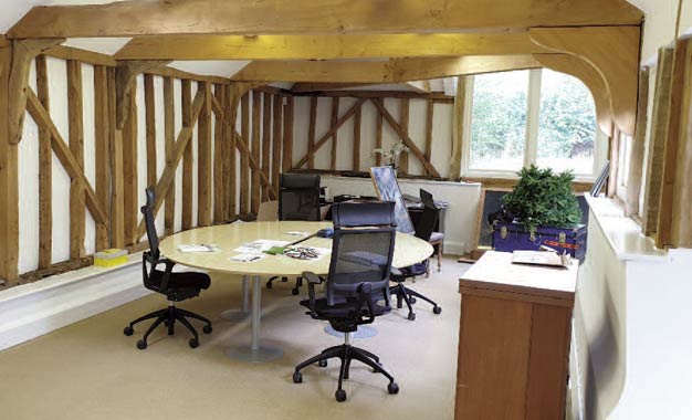 Offices to let in Tilehouse Farm Offices Guildford