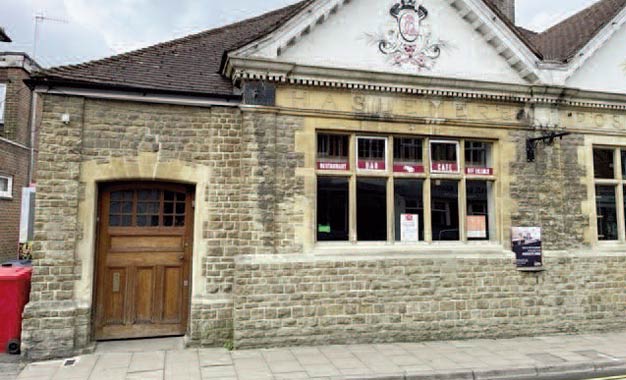 retail premises to let on haslemere west street in surrey