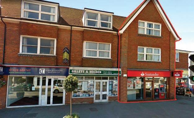 Weycourt retail unit in haslemere for rent