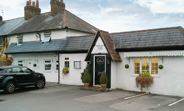 99 Ashford Road Staines Restaurant for sale